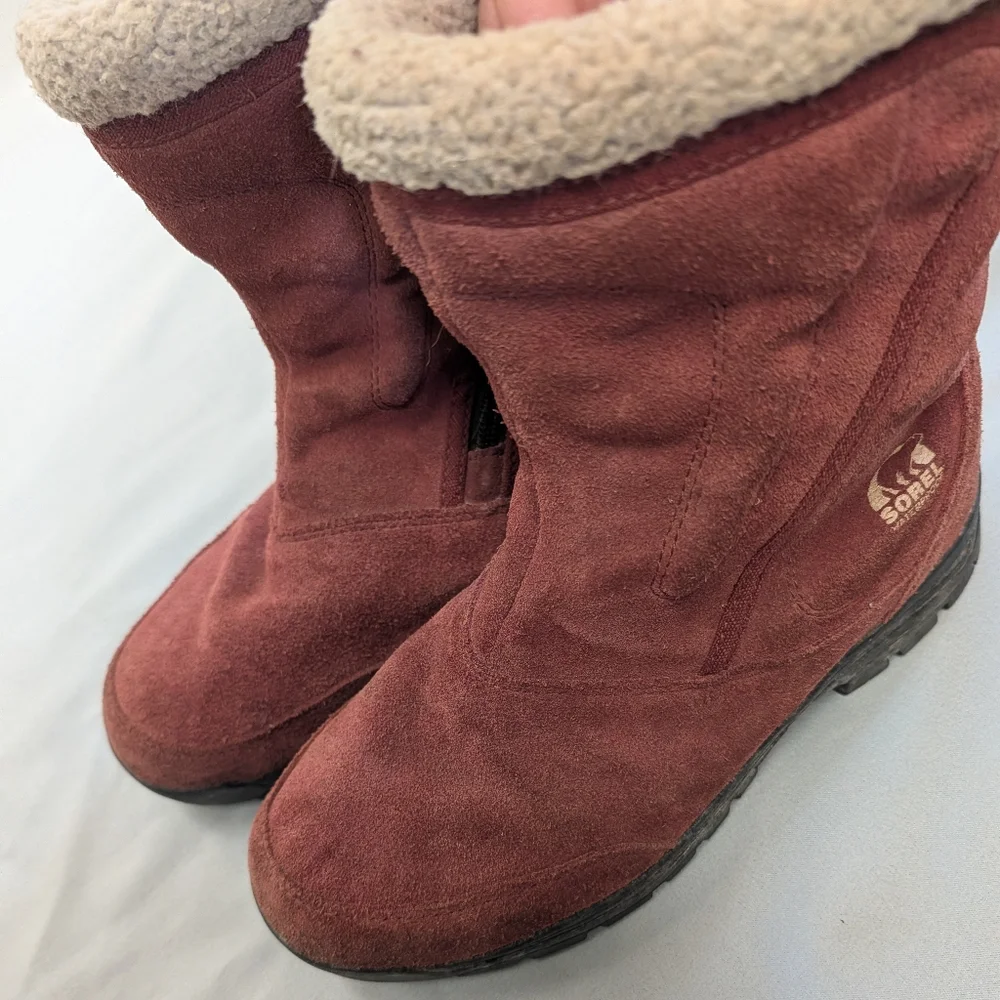 Sorel Waterproof Burgundy Suede Winter Boots Size 10